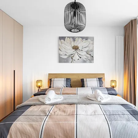 Apartman Eurovea Tower - Luke Danube 25 *