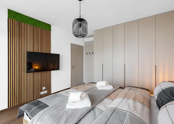 Eurovea Tower - Luke Danube 25 Bratislava