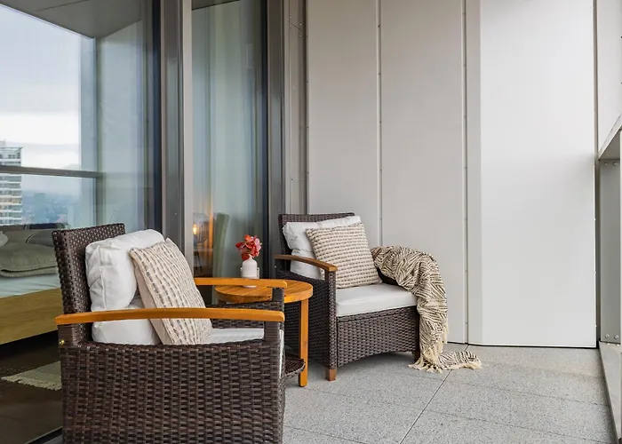 Eurovea Tower - Luke Danube 25 Apartamento